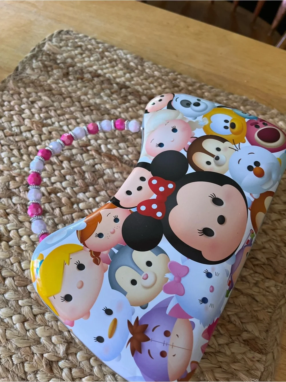 Disney Tsum Tsum Minnie Mouse Hard Carry Case with Pink Bead Handle